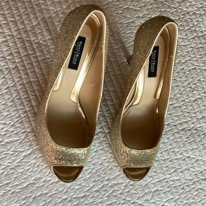 WHBM Gold Glitter Peep Toe Pumps Stiletto size 7.5
